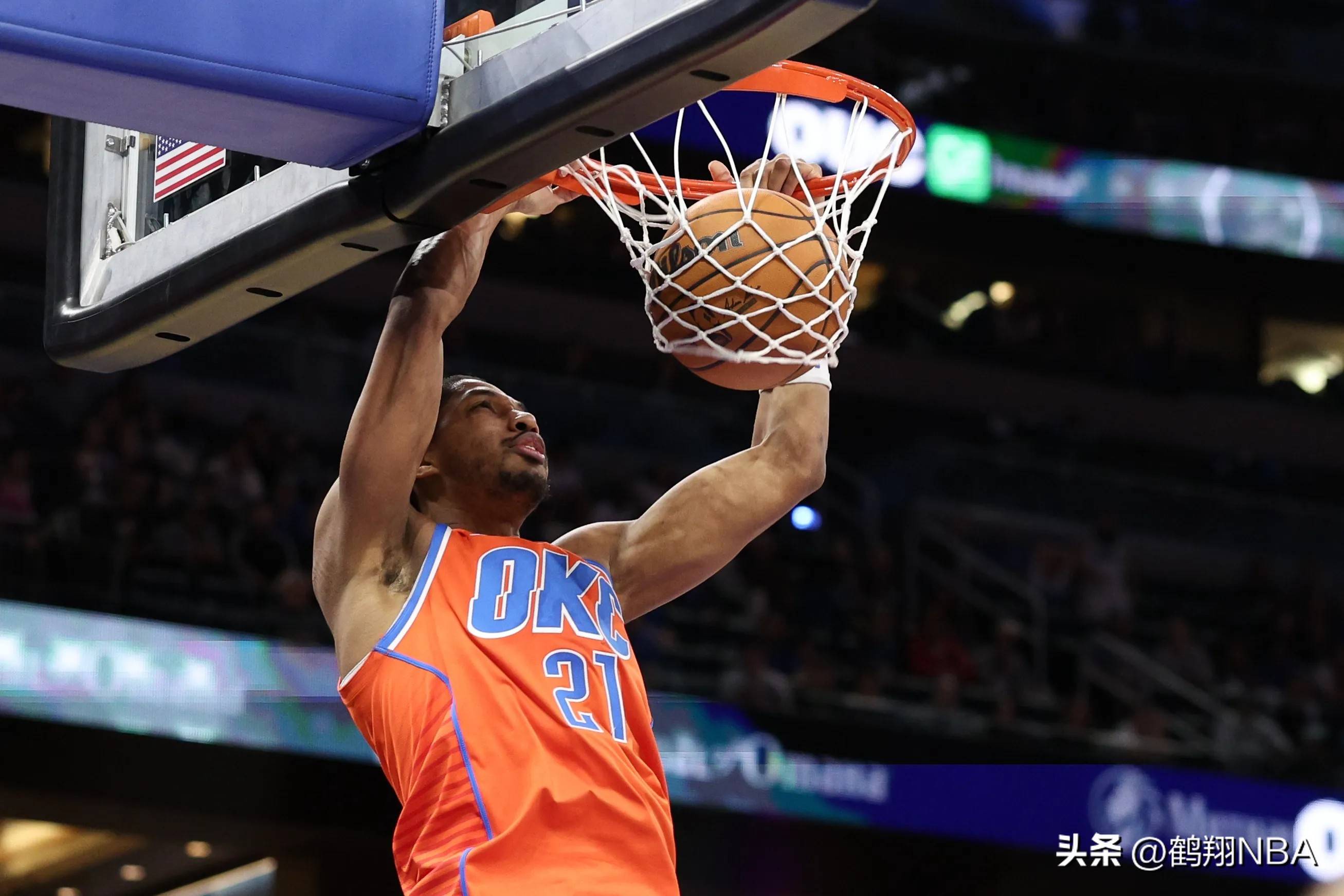 黄蜂绝杀时刻，状态爆棚点燃赛场，热火迎来胜利！